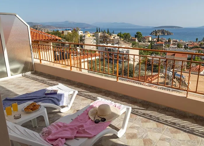 Iliana 公寓 托隆