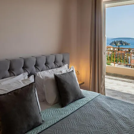 Iliana Apartment