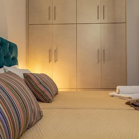 Iliana Apartment